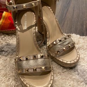 Marc Fisher Wedges